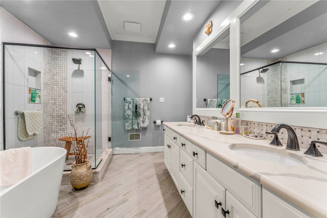 Mcmurray, Pennsylvania, 15317, United States, 3 Bedrooms Bedrooms, ,5 BathroomsBathrooms,Residential,For Sale,2024621