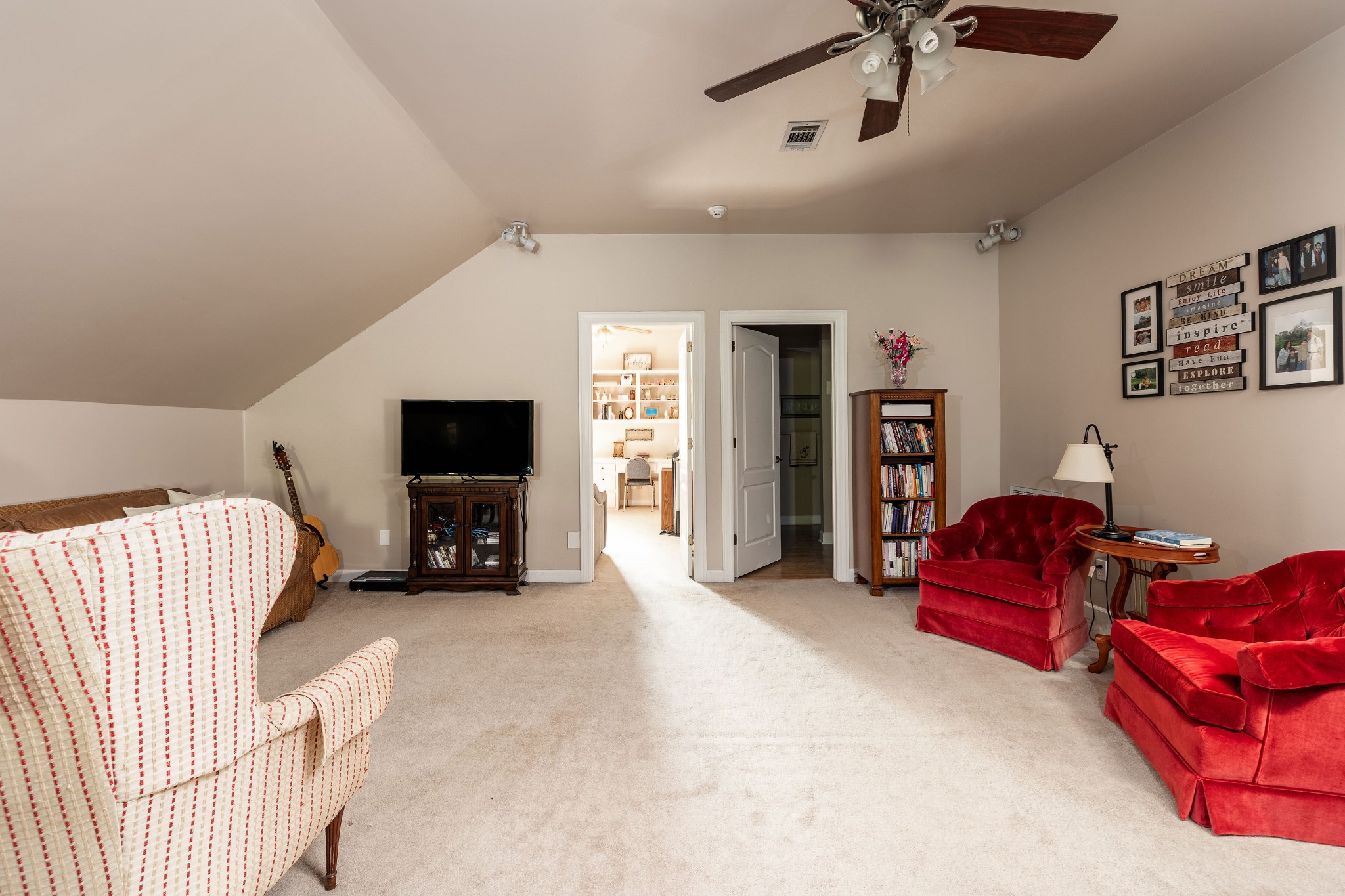 Franklin, Tennessee, 37064, United States, 4 Bedrooms Bedrooms, ,3 BathroomsBathrooms,Residential,For Sale,1855995