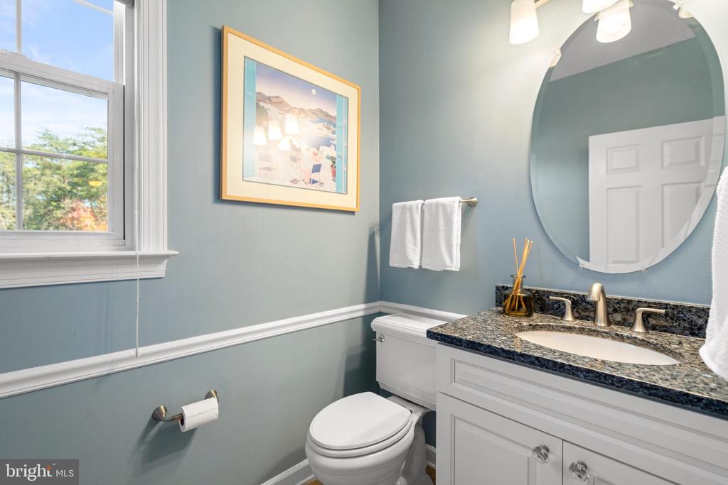 Broadlands, Virginia, 20148, United States, 5 Bedrooms Bedrooms, ,5 BathroomsBathrooms,Residential,For Sale,1977540