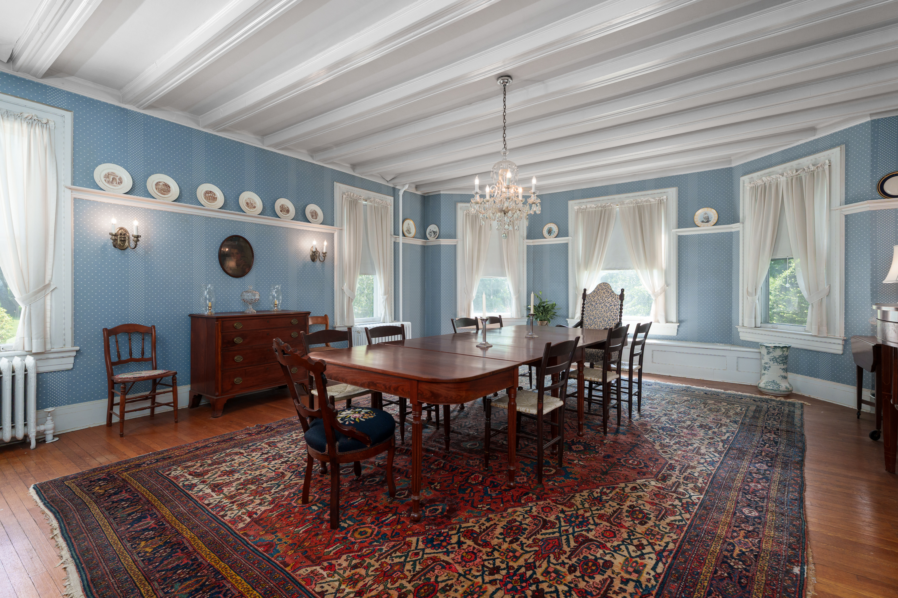  Historic Elegance Meets Everyday Living on Two Beautiful Acres - 物件實景
