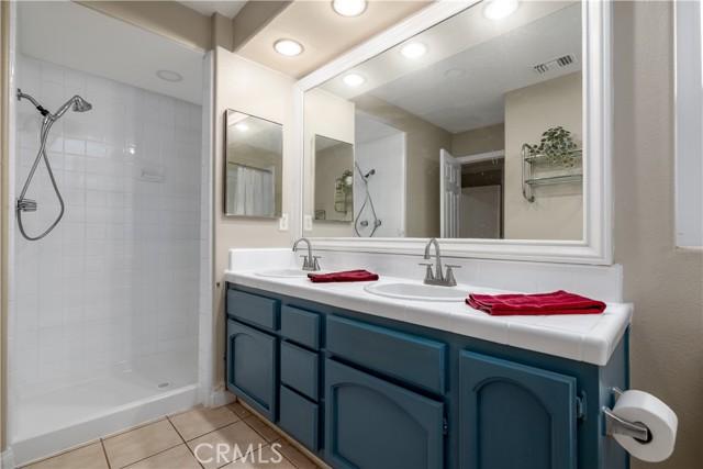 Canyon Lake, California, 92587, United States, 3 Bedrooms Bedrooms, ,2 BathroomsBathrooms,Residential,For Sale,1807177