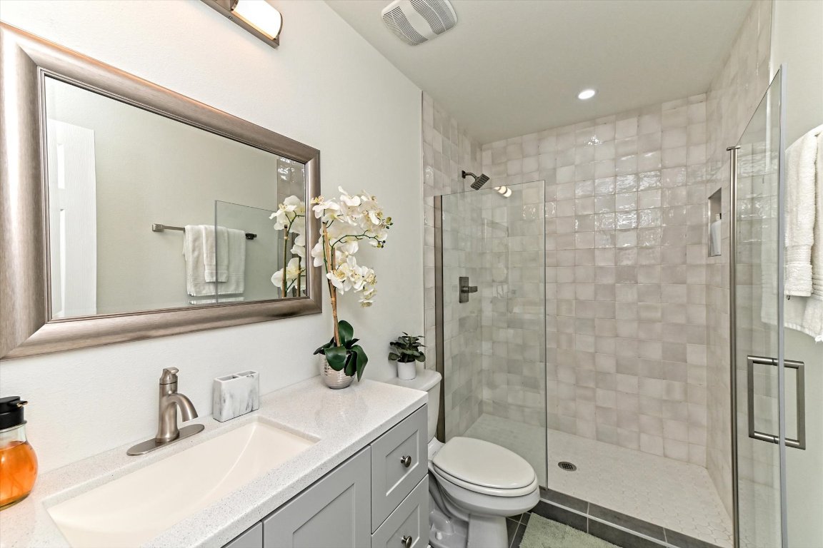 Austin, Texas, 78745, United States, 3 Bedrooms Bedrooms, ,2 BathroomsBathrooms,Residential,For Sale,1778818
