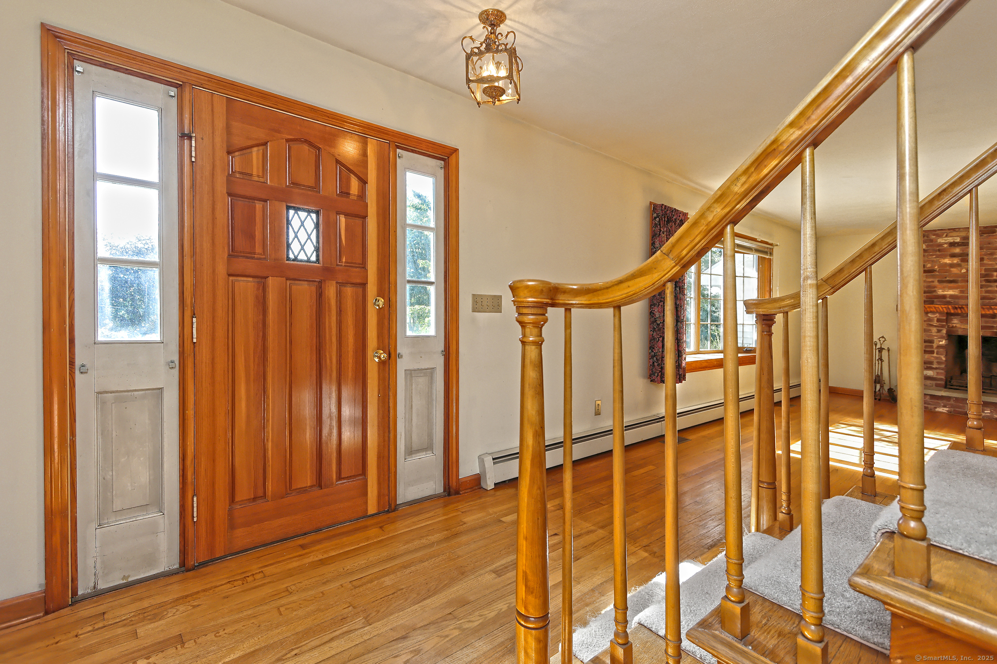 Hamden, Connecticut, 06518, United States, 4 Bedrooms Bedrooms, ,2 BathroomsBathrooms,Residential,For Sale,1940794