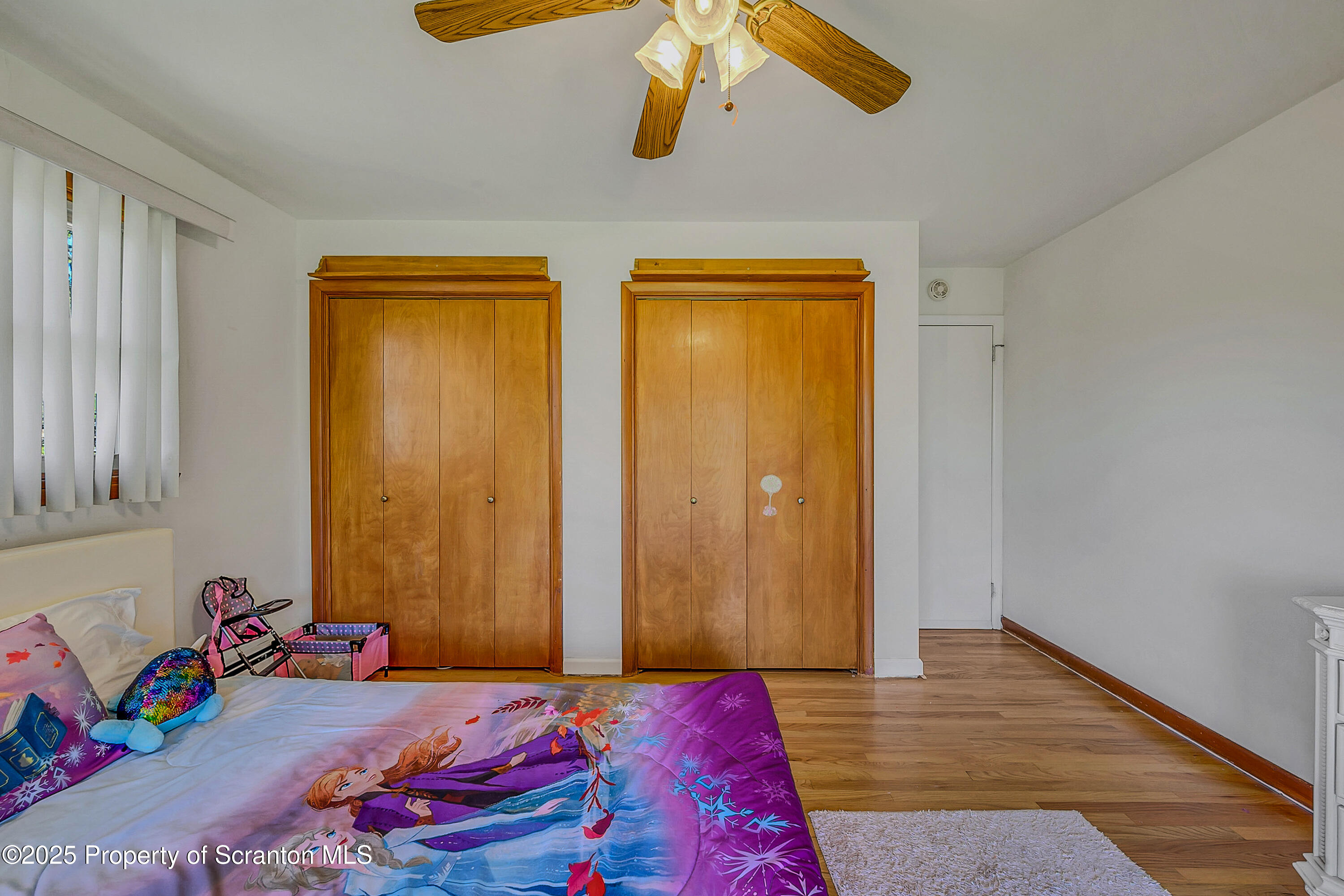 Clarks Summit, Pennsylvania, 18411, United States, 5 Bedrooms Bedrooms, ,4 BathroomsBathrooms,Residential,For Sale,1971485