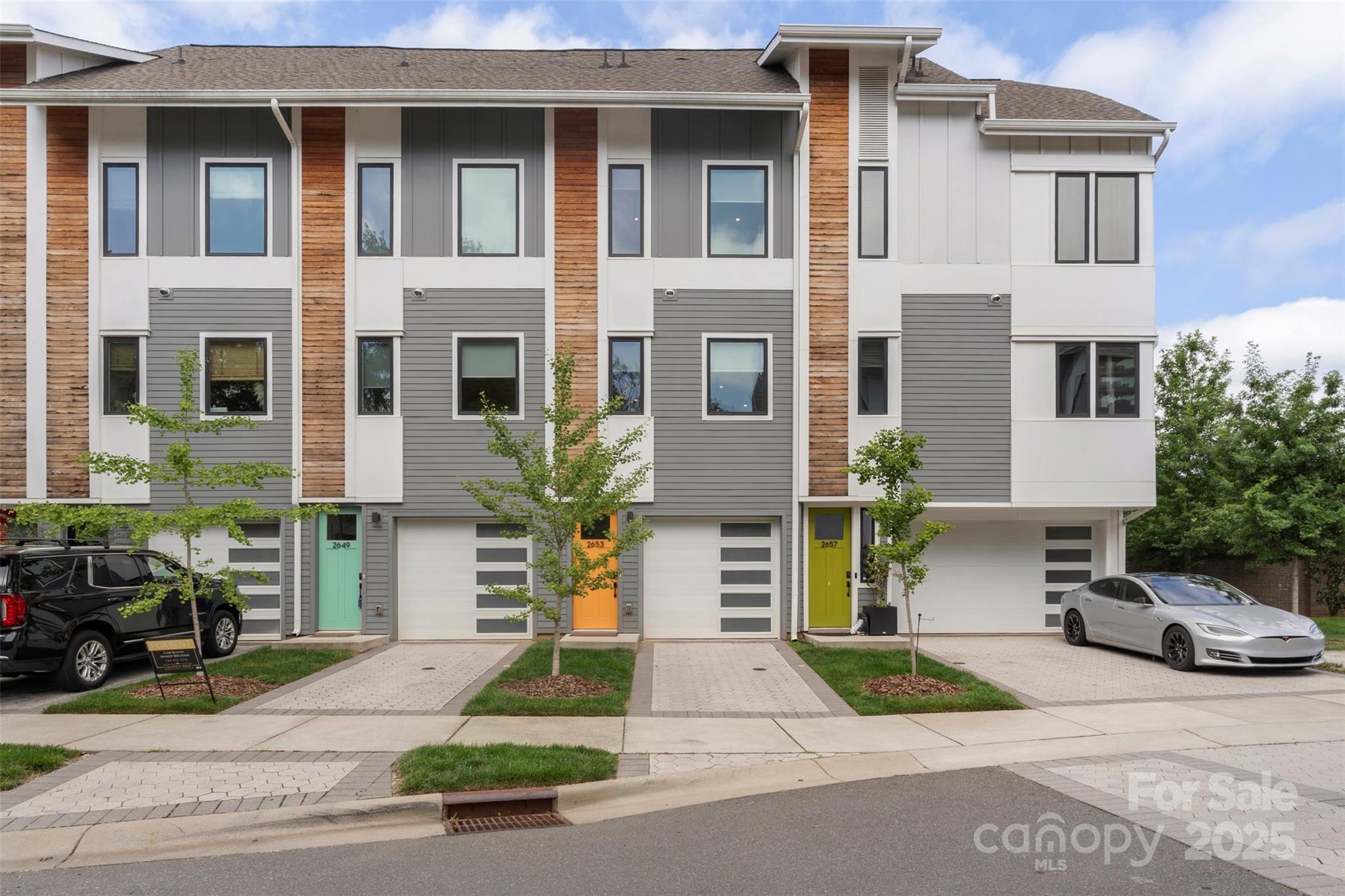 Charlotte, North Carolina, 28205, United States, 3 Bedrooms Bedrooms, ,3 BathroomsBathrooms,Residential,For Sale,1837660