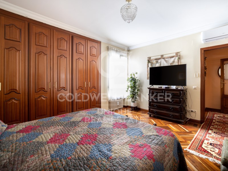 Madrid, Madrid, Chamber?, Almagro Madrid, Madrid, Madrid, Comunidad de Madrid, ES, 6 Bedrooms Bedrooms, ,4 BathroomsBathrooms,Residential,For Sale,Madrid, Madrid, Chamber?, Almagro Madrid, Madrid, ,1619918