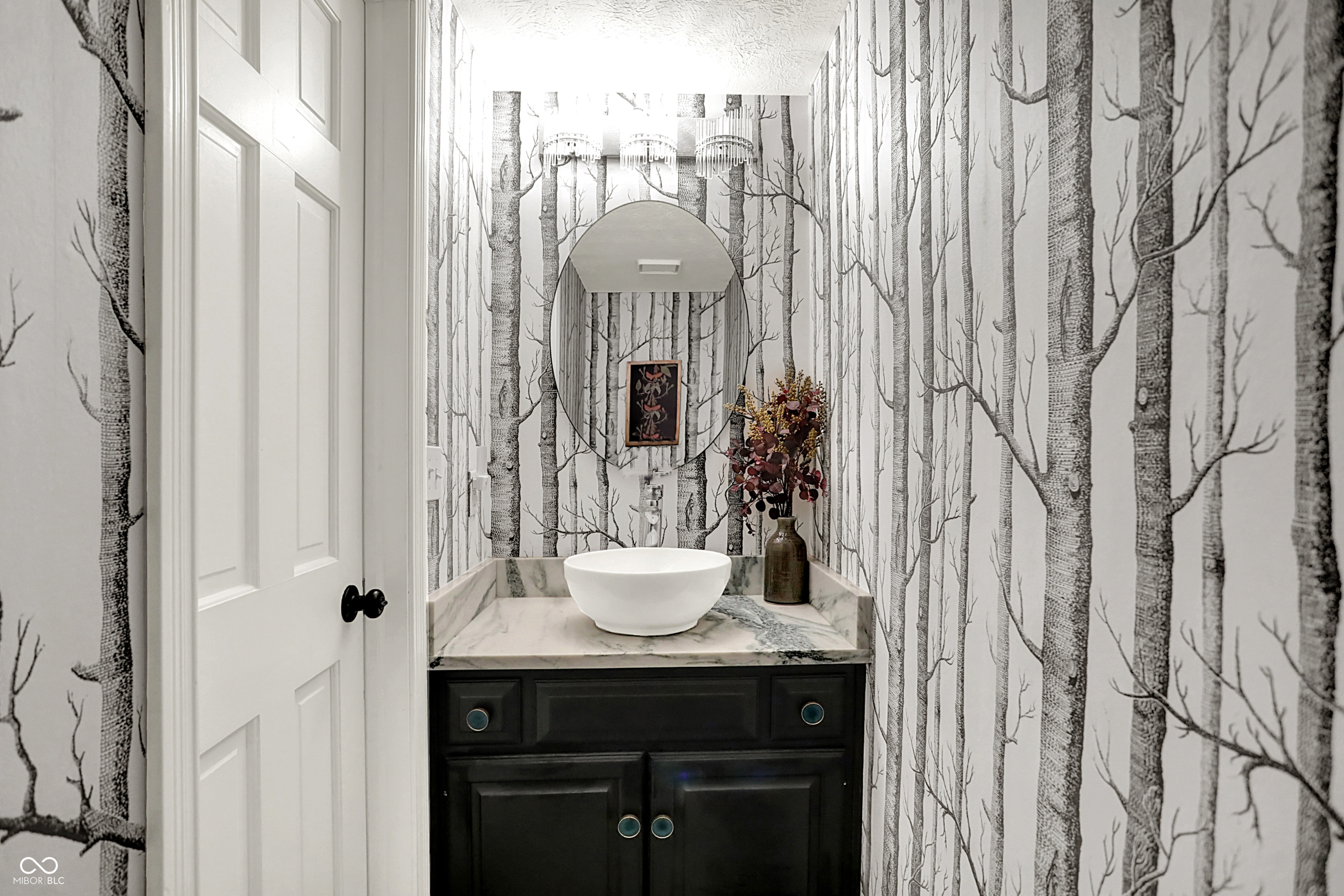 Carmel, Indiana, 46033, United States, 4 Bedrooms Bedrooms, ,3 BathroomsBathrooms,Residential,For Sale,1981057