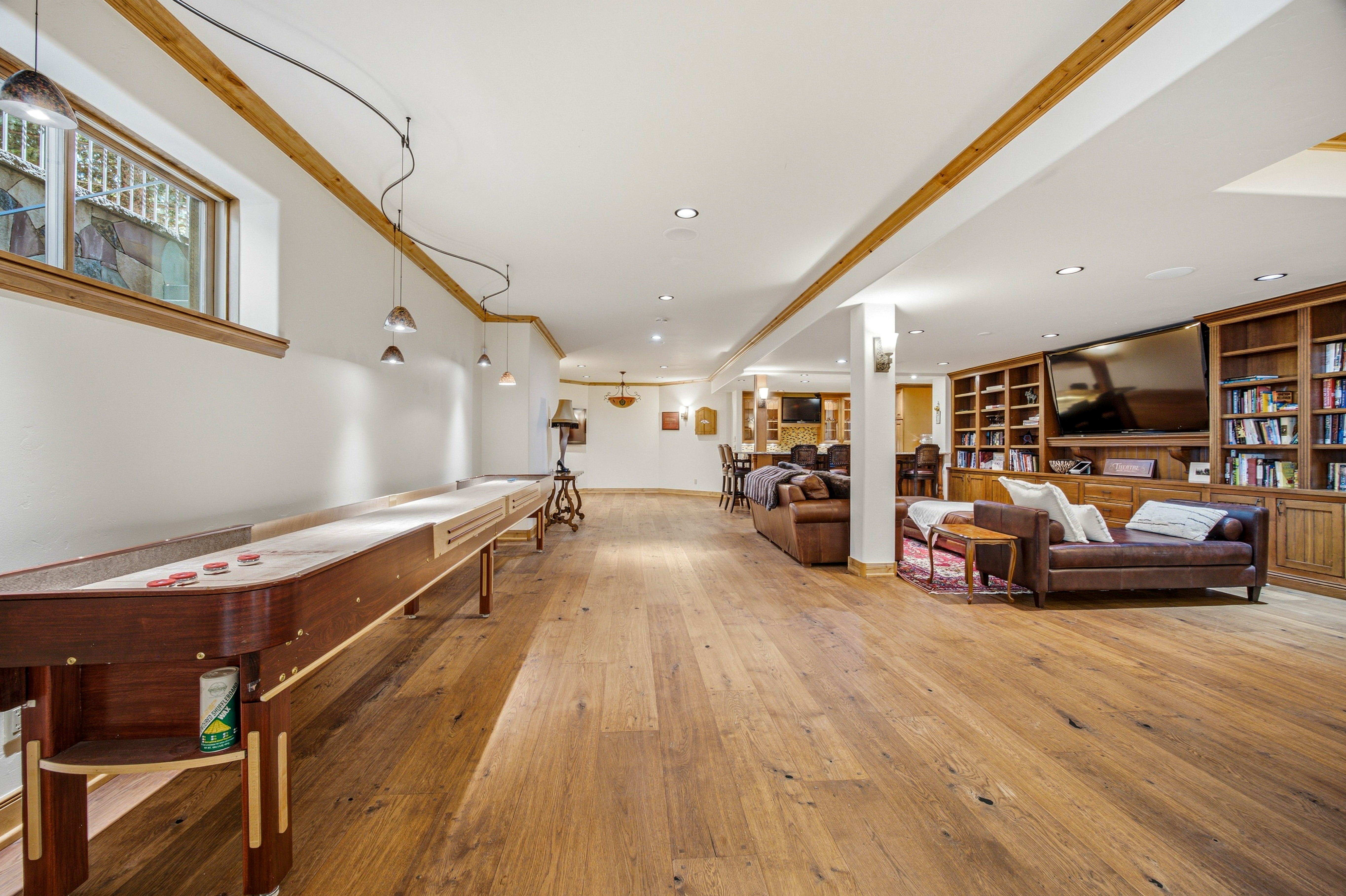  Custom-built, Single-family Home in the Exclusive Grand Traverse Neighborhood - 物件實景