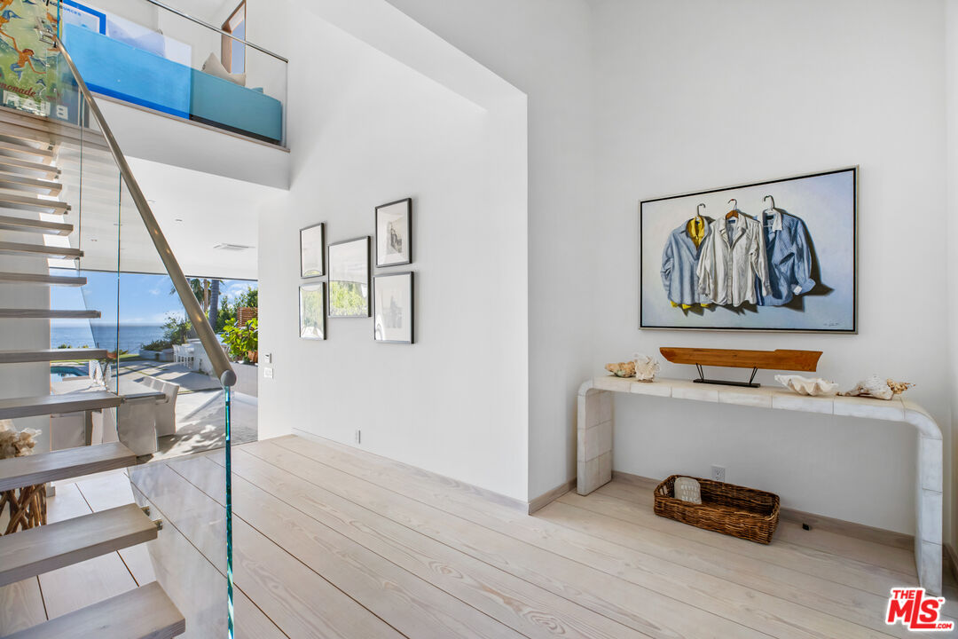 Malibu, California, 90265, United States, 3 Bedrooms Bedrooms, ,4 BathroomsBathrooms,Residential,For Sale,1746173