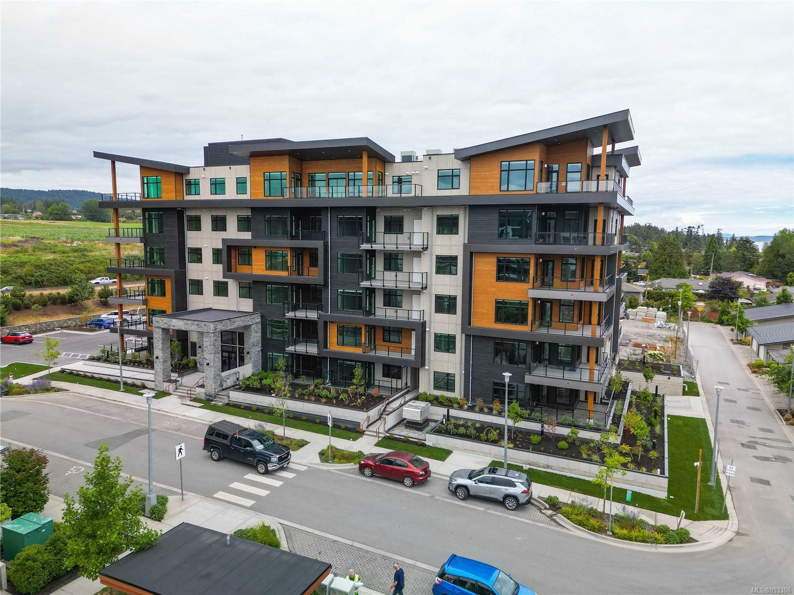 CENTRAL SAANICH, British Columbia, V8M 0B9, CA, 1 Bedroom Bedrooms, ,Residential,For Sale,1891778