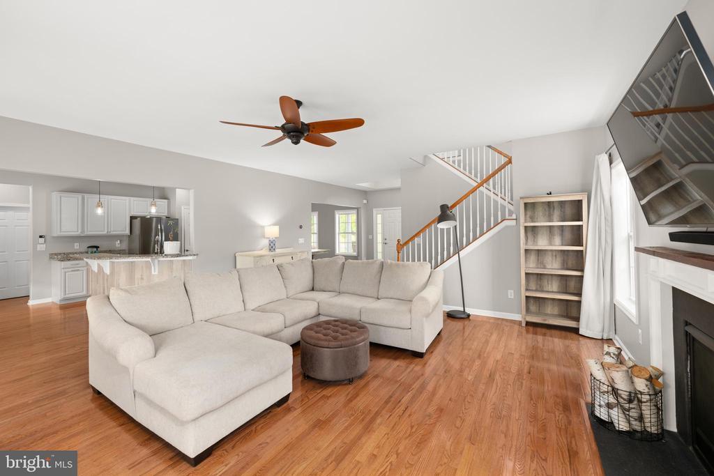 Milton, Delaware, 19968, United States, 4 Bedrooms Bedrooms, ,3 BathroomsBathrooms,Residential,For Sale,1804987