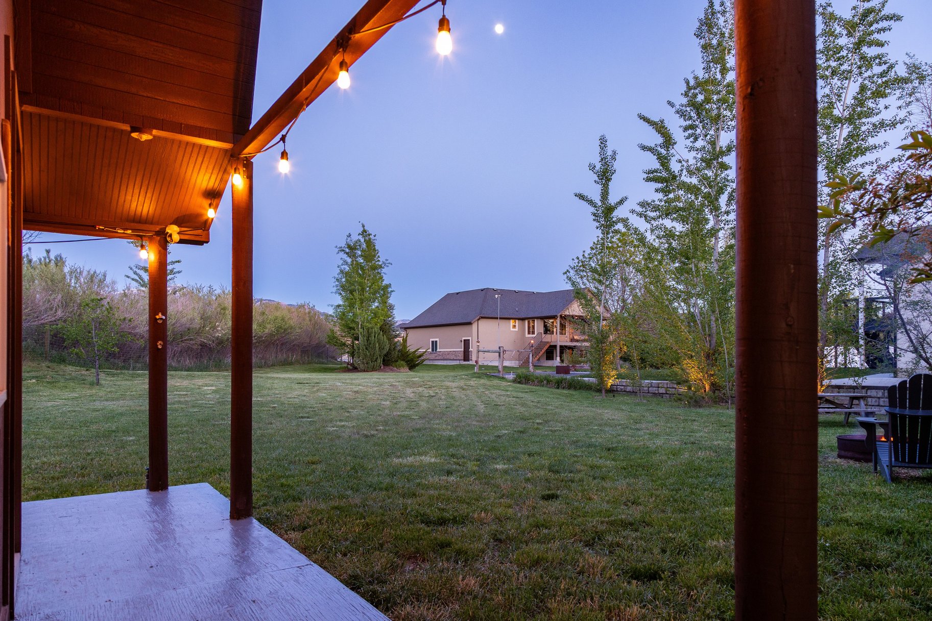  Luxury Custom Rambler on .86 Acre Park Like Setting and Extensive Mountain Views - 物件實景