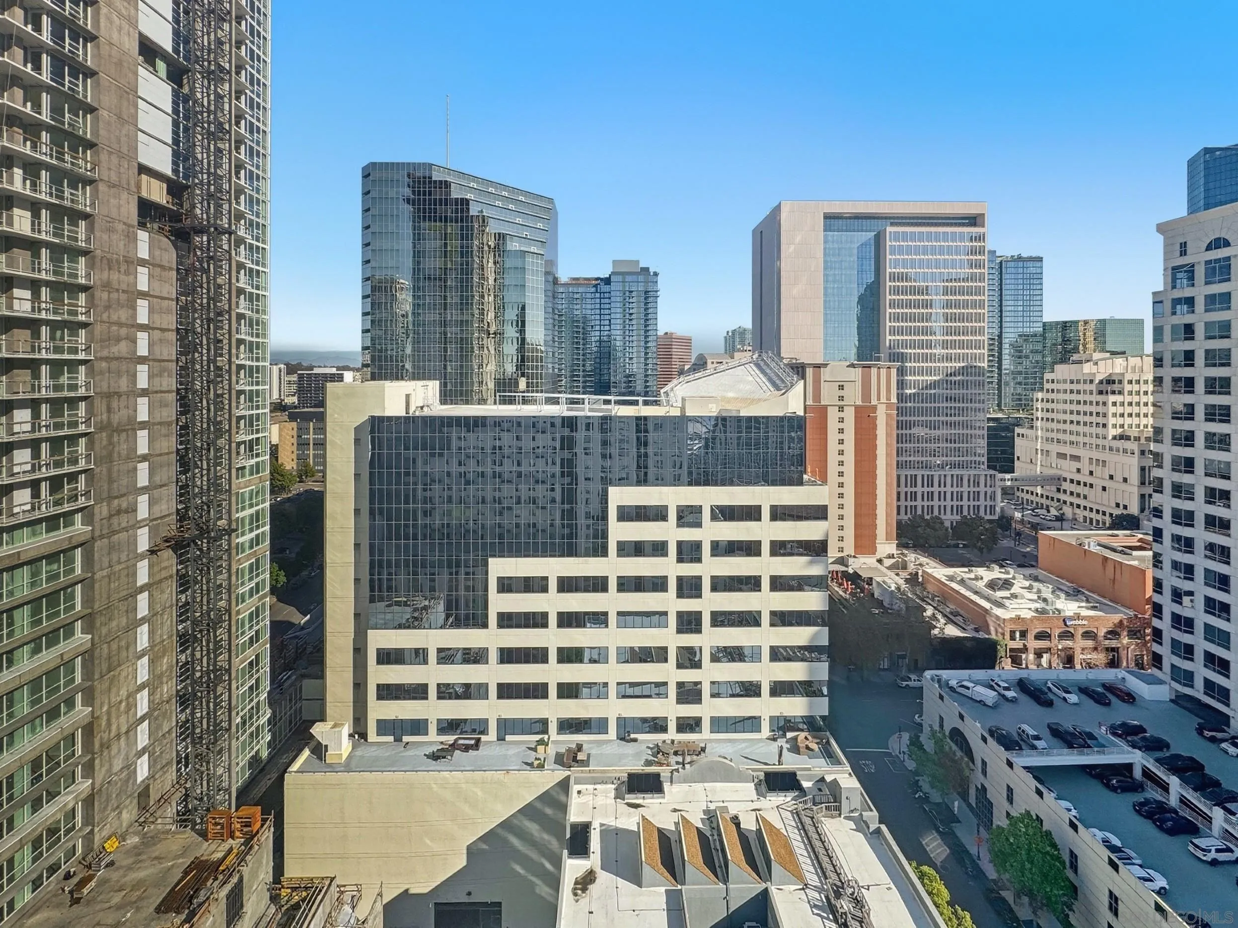 San Diego, California, 92101, United States, 1 Bedroom Bedrooms, ,1 BathroomBathrooms,Residential,For Sale,1999122