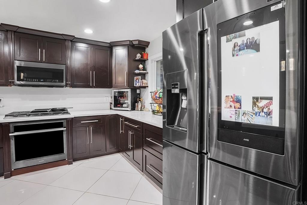 Chula Vista, California, 91911, United States, 9 Bedrooms Bedrooms, ,6 BathroomsBathrooms,Residential,For Sale,1991288