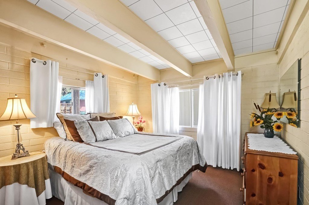 McCall, Idaho, 83638, United States, 4 Bedrooms Bedrooms, ,2 BathroomsBathrooms,Residential,For Sale,1825248