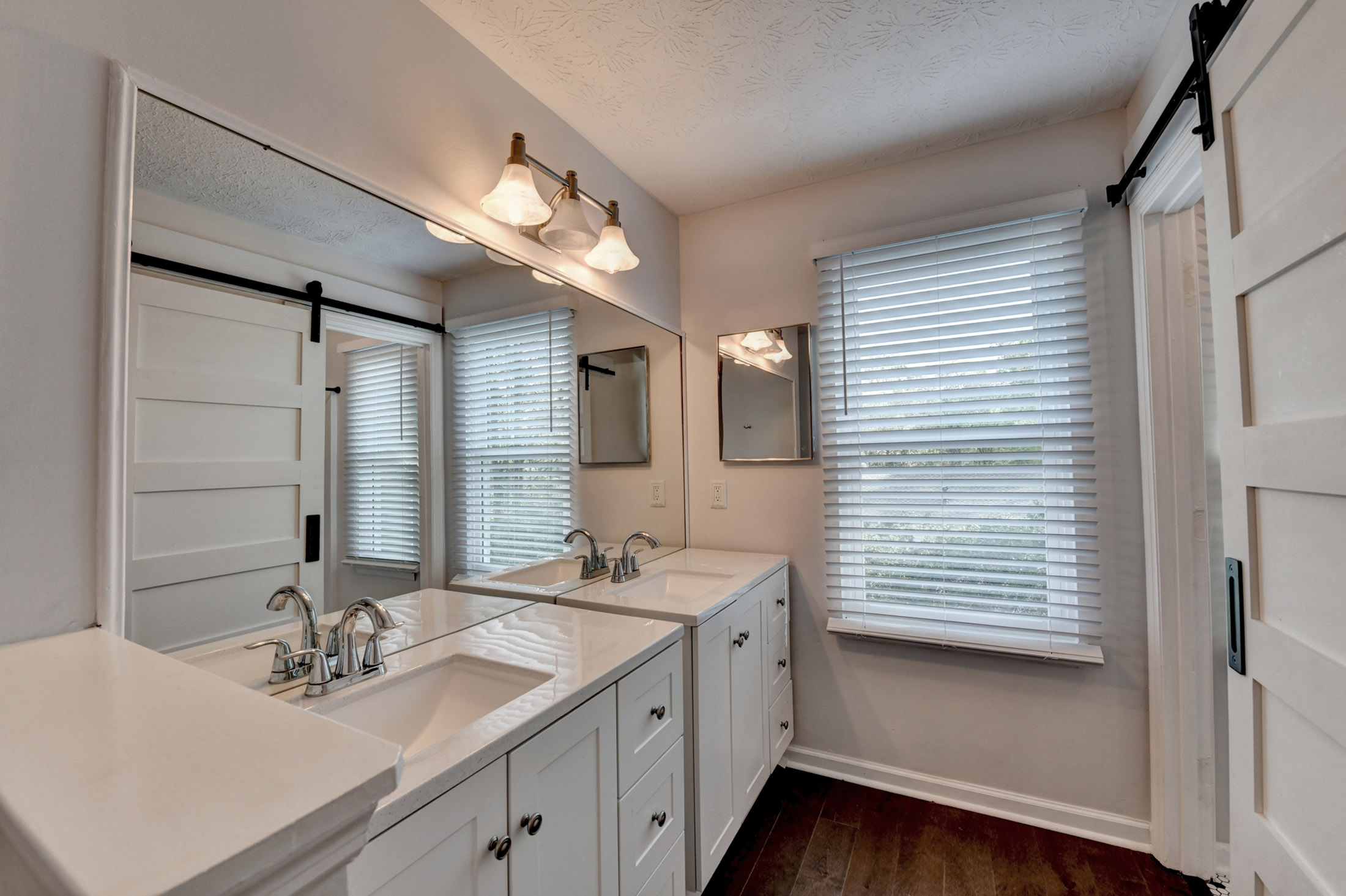  Welcome to this Renovated Home in Keheley Bend - 物件實景