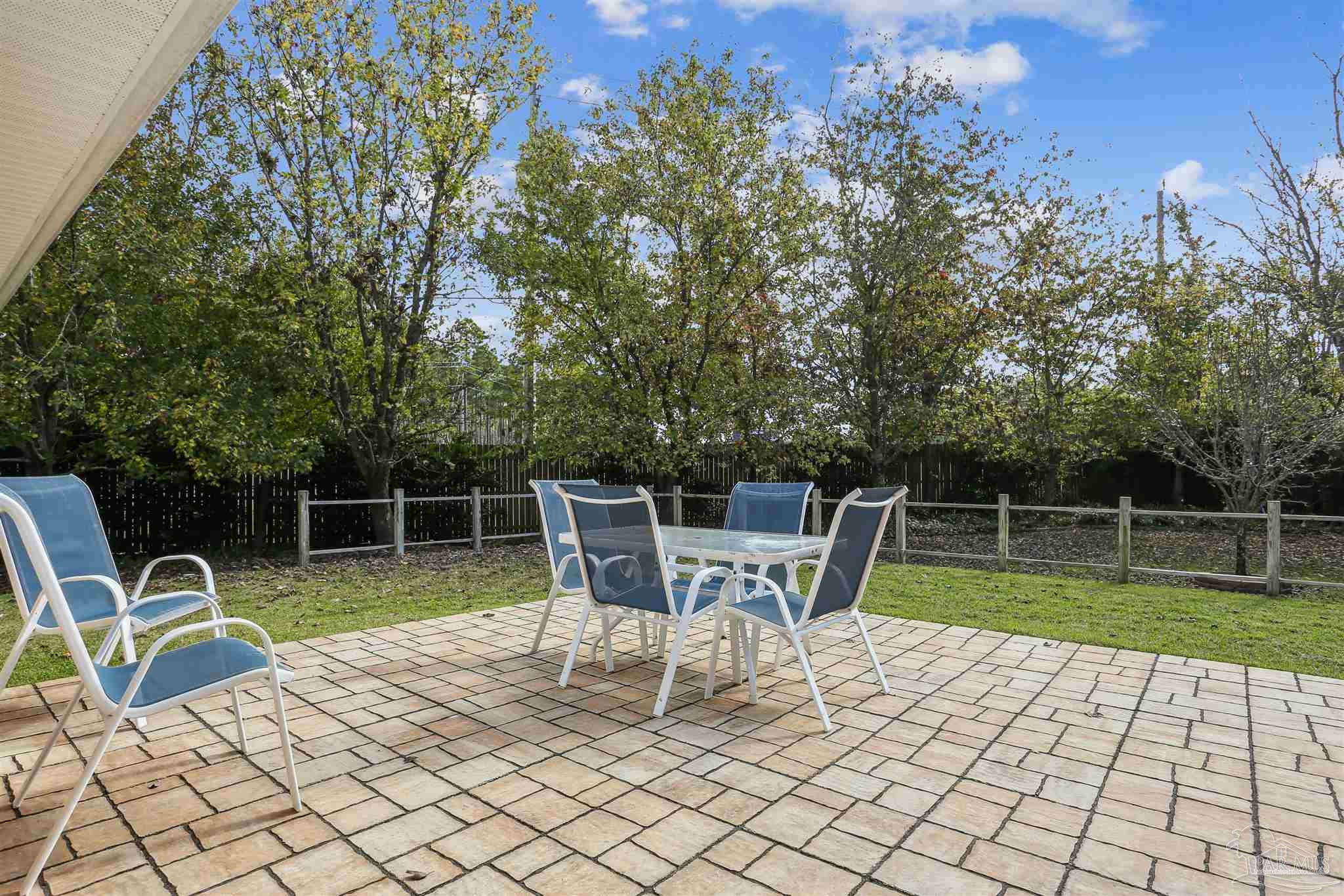 Pensacola, Florida, 32507, United States, 4 Bedrooms Bedrooms, ,2 BathroomsBathrooms,Residential,For Sale,1997385