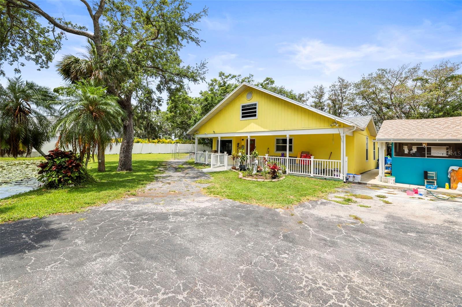 Clearwater, Florida, 33760, United States, 3 Bedrooms Bedrooms, ,2 BathroomsBathrooms,Residential,For Sale,1826177