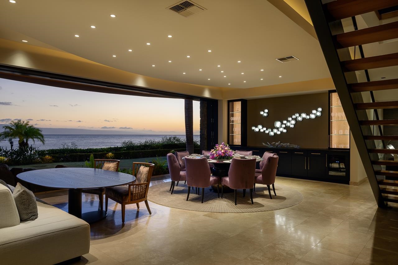Lahaina, Hawaii, 96761, United States, 7 Bedrooms Bedrooms, ,9 BathroomsBathrooms,Residential,For Sale,1934362