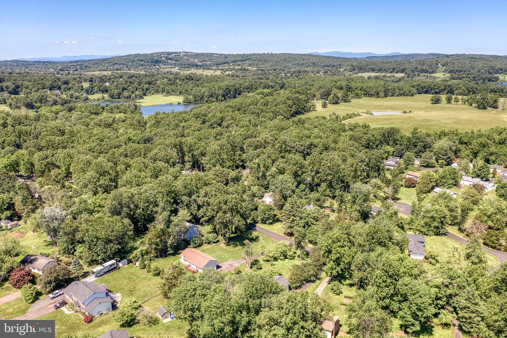 Warrenton, Virginia, 20187, United States, 3 Bedrooms Bedrooms, ,3 BathroomsBathrooms,Residential,For Sale,2049291