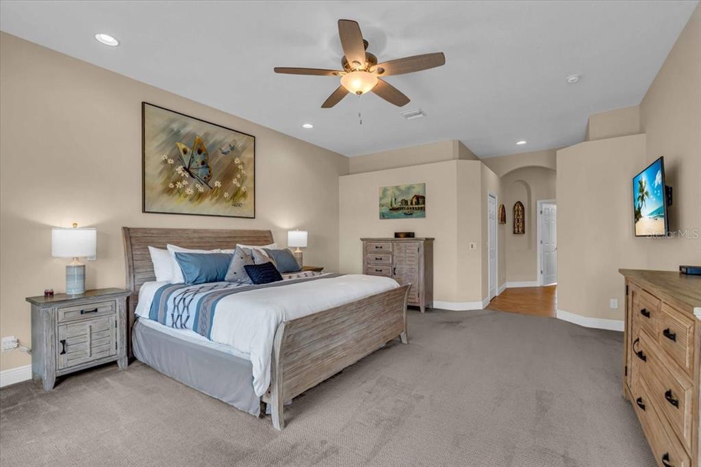 Bradenton, Florida, 34212, United States, 3 Bedrooms Bedrooms, ,3 BathroomsBathrooms,Residential,For Sale,1759767