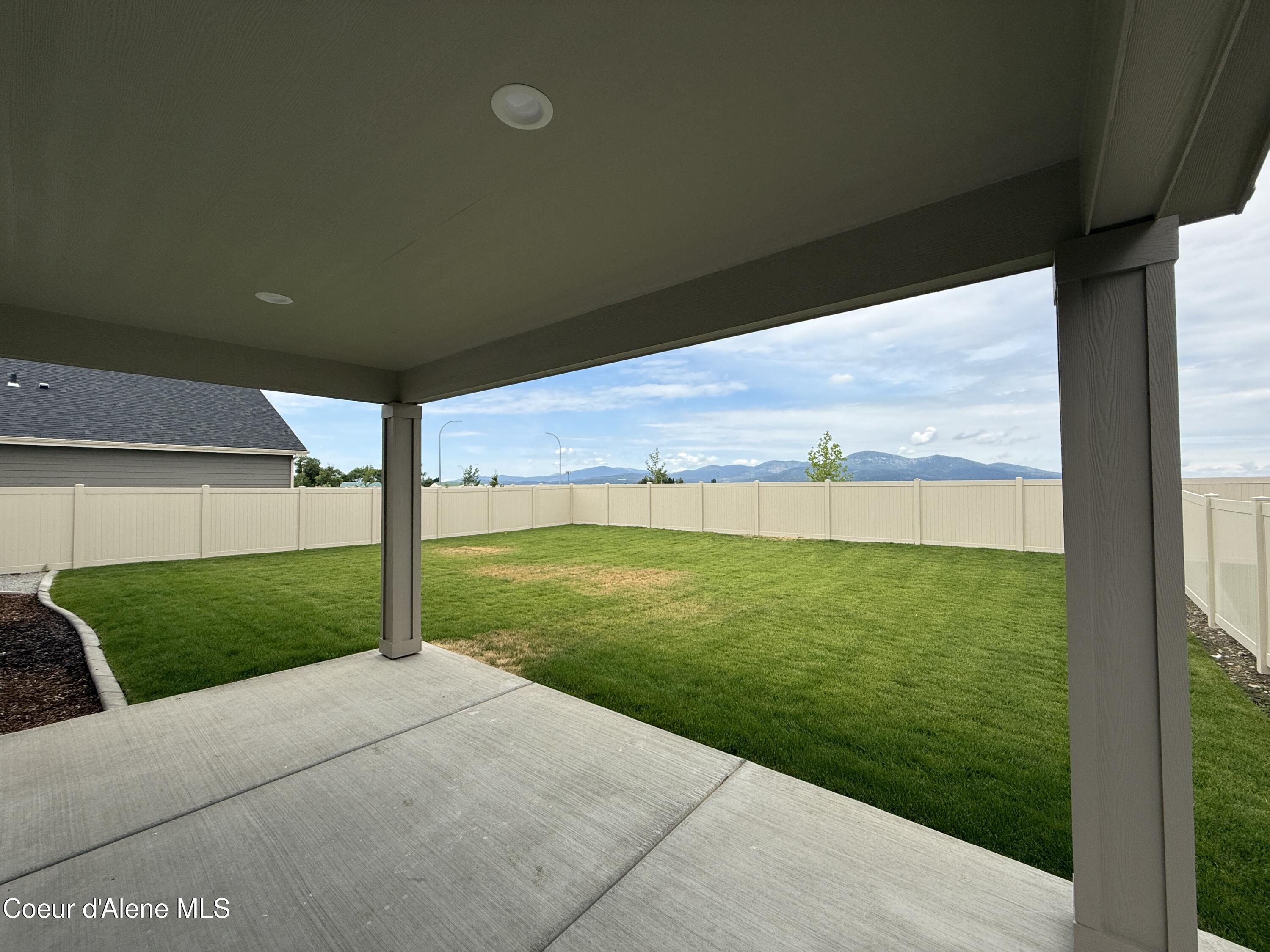 Post Falls, Idaho, 83854, United States, 4 Bedrooms Bedrooms, ,3 BathroomsBathrooms,Residential,For Sale,1927944