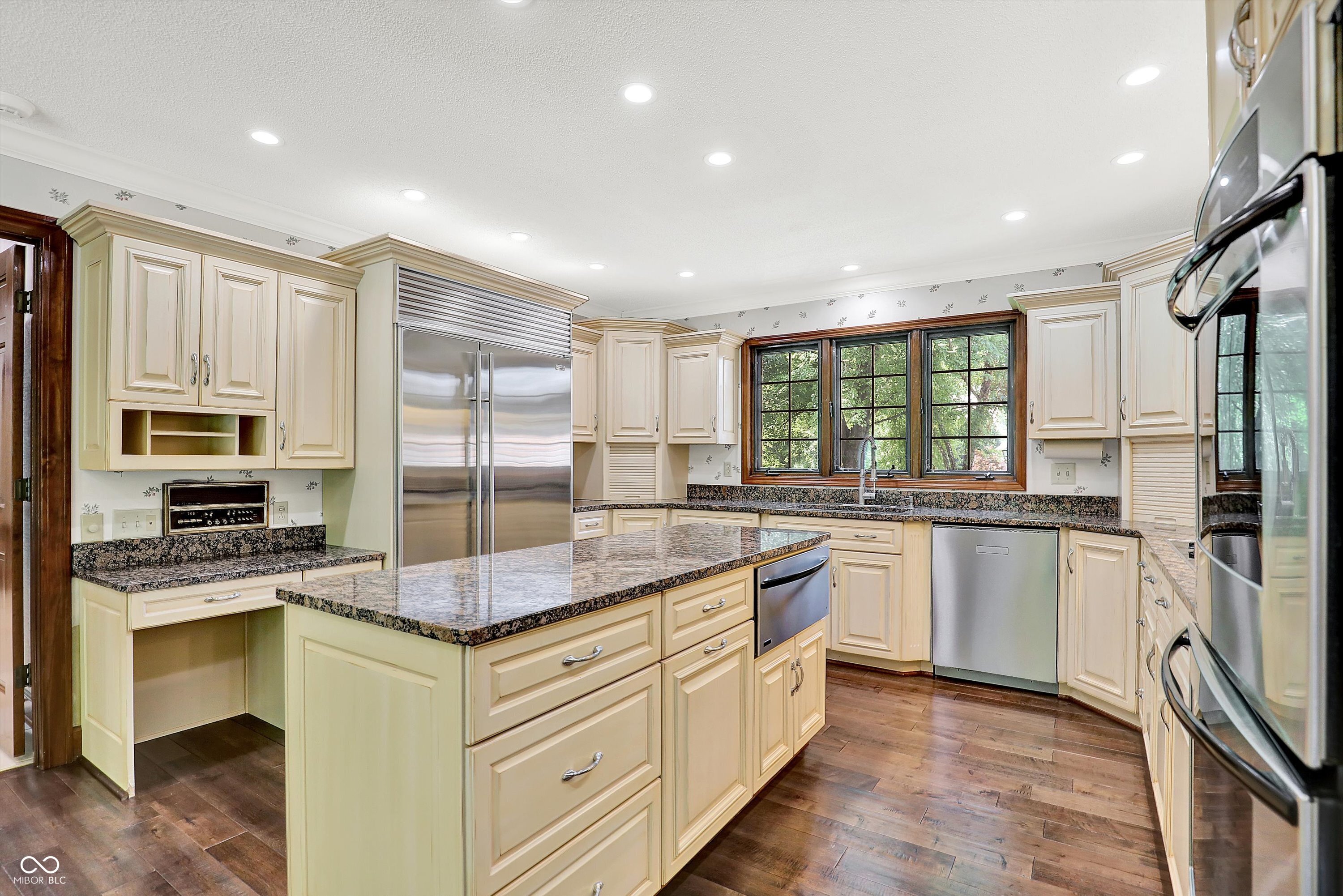 Indianapolis, Indiana, 46260, United States, 4 Bedrooms Bedrooms, ,6 BathroomsBathrooms,Residential,For Sale,1976230