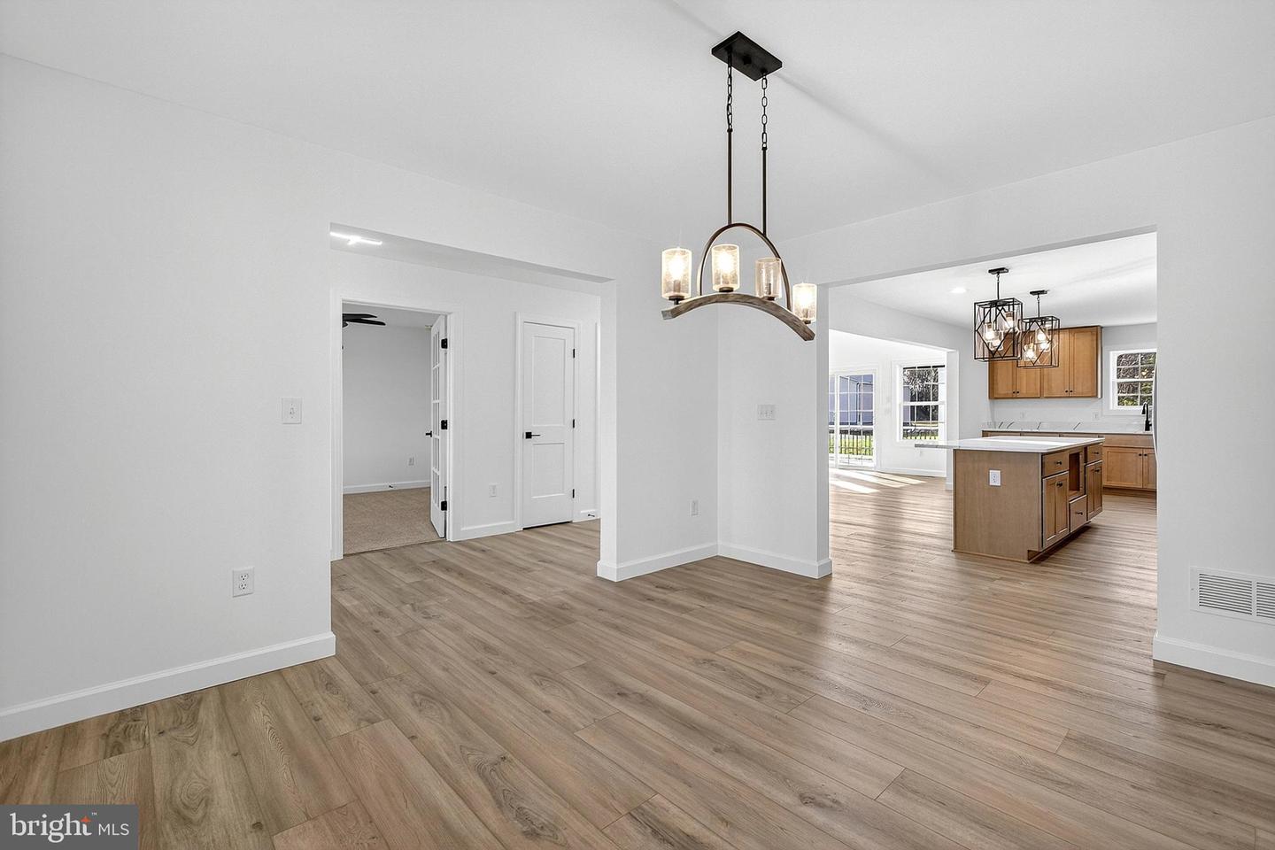 LINCOLN, Delaware, 19960, United States, 4 Bedrooms Bedrooms, ,4 BathroomsBathrooms,Residential,For Sale,1989943