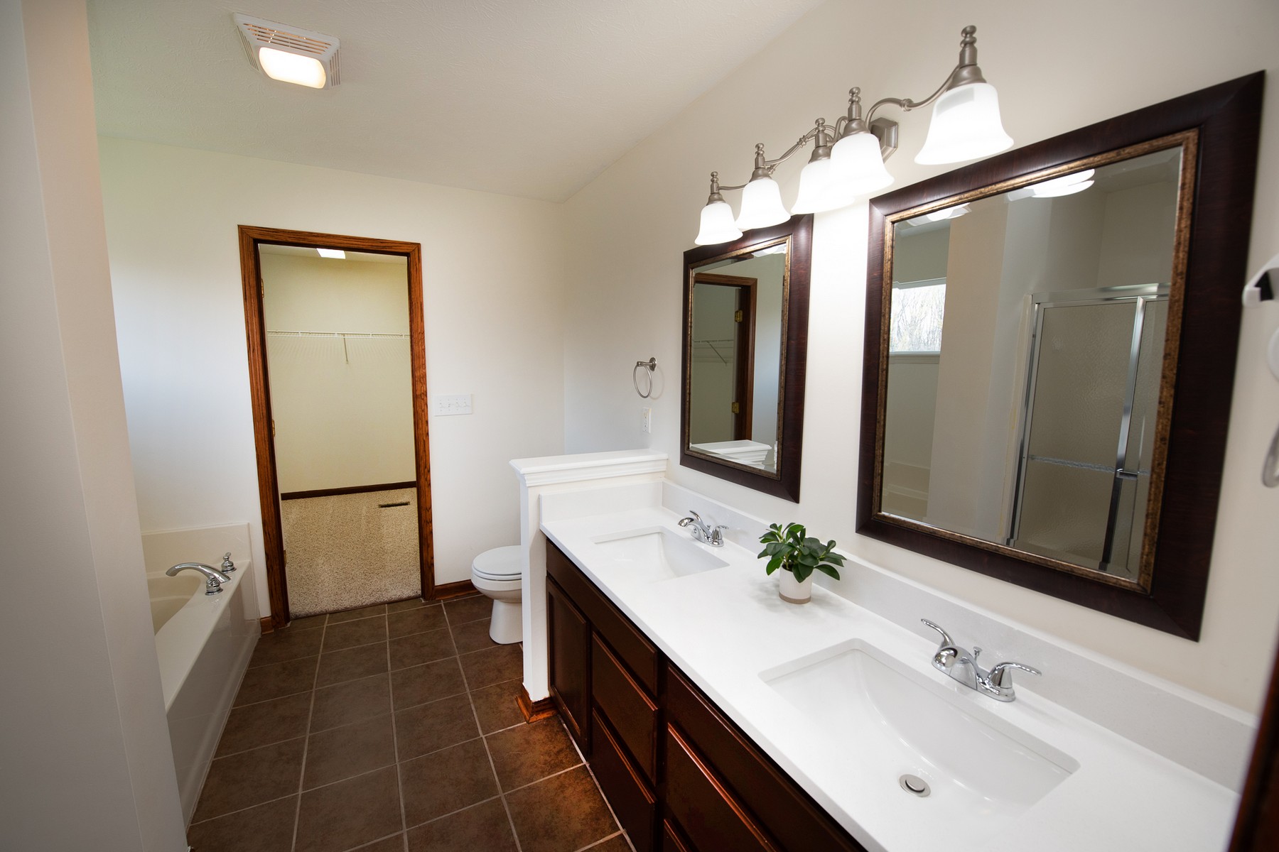  Thoughtfully Designed West Lafayette Four Bedroom Home - 物件實景