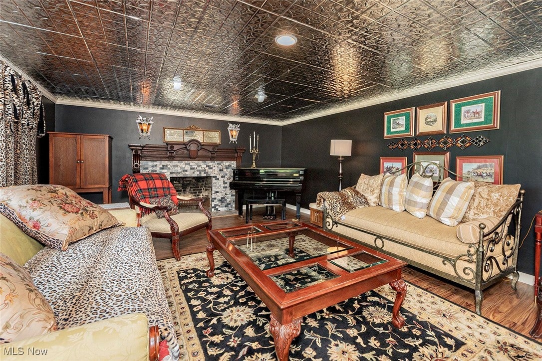 Brecksville, Ohio, 44141, United States, 5 Bedrooms Bedrooms, ,5 BathroomsBathrooms,Residential,For Sale,1979228