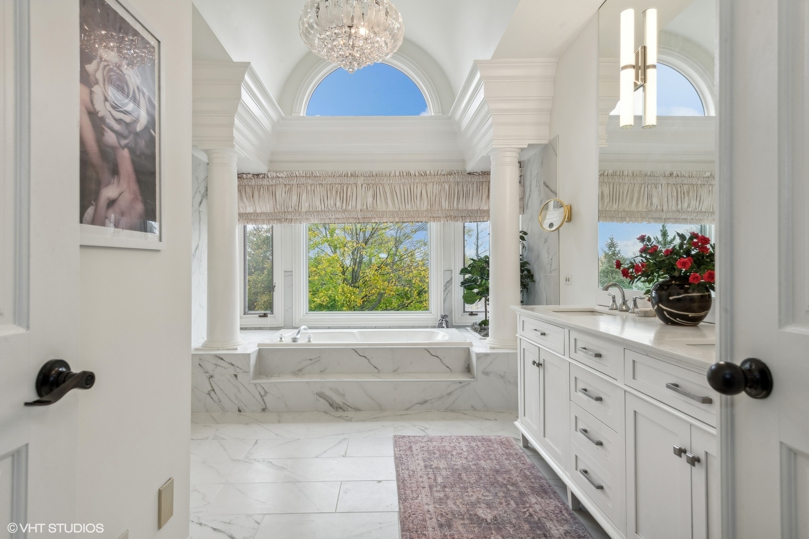 Inverness, Illinois, 60010, United States, 5 Bedrooms Bedrooms, ,6 BathroomsBathrooms,Residential,For Sale,1927406