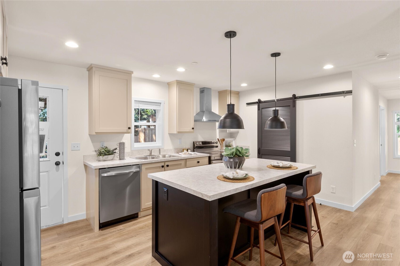 Bothell, Washington, 98012, United States, 2 Bedrooms Bedrooms, ,2 BathroomsBathrooms,Residential,For Sale,1777318