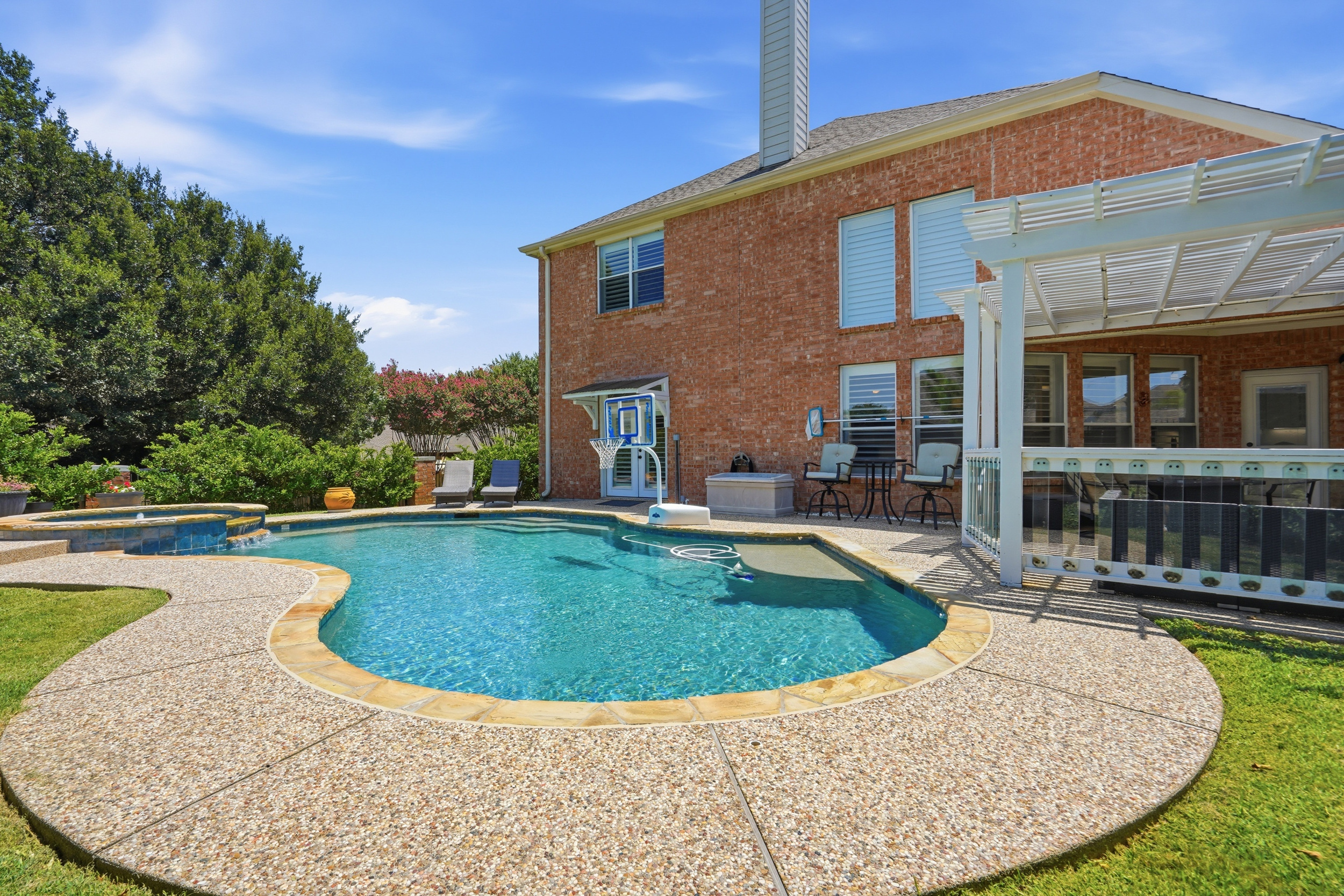  Private Greenbelt Living in Flower Mound - 物件實景