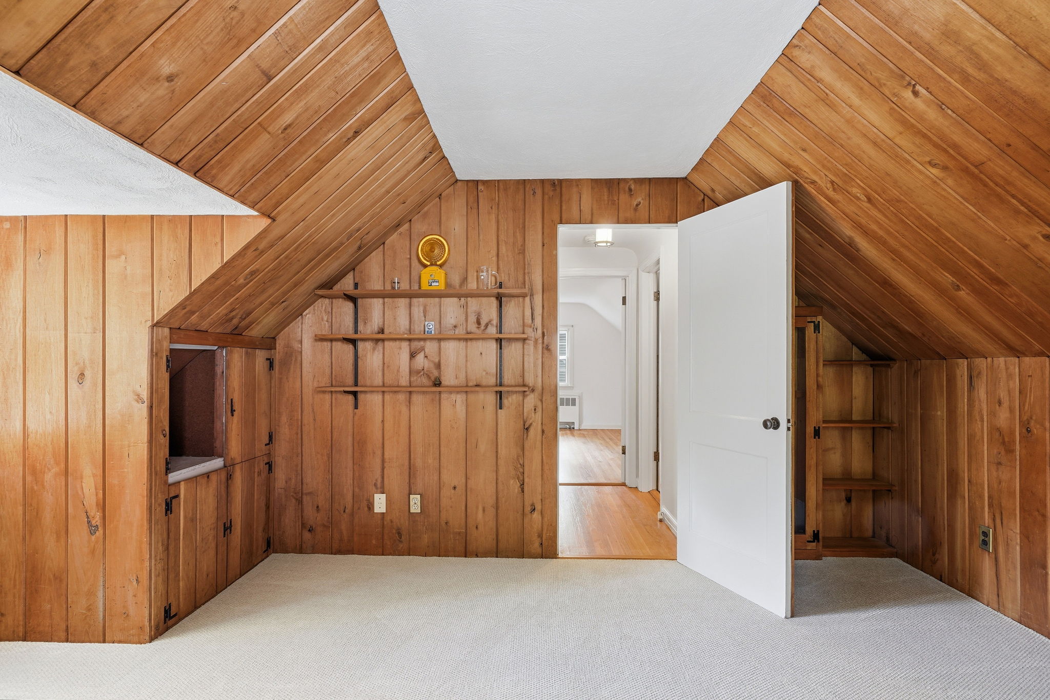  Charming & Versatile Cape Cod in Convenient Newfield - 物件實景