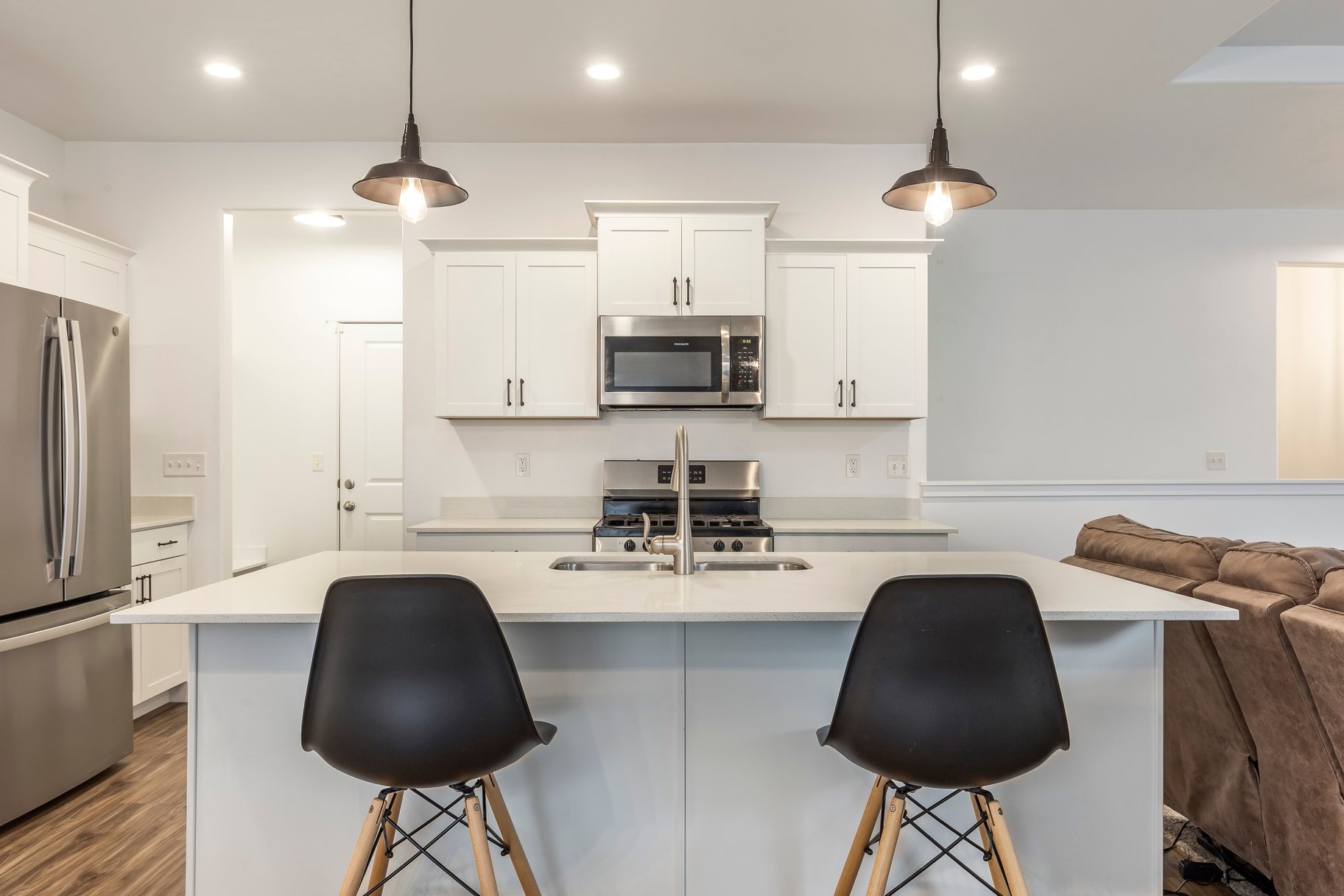  Fresh Lakepoint Find with Fast Airport Access - 物件實景