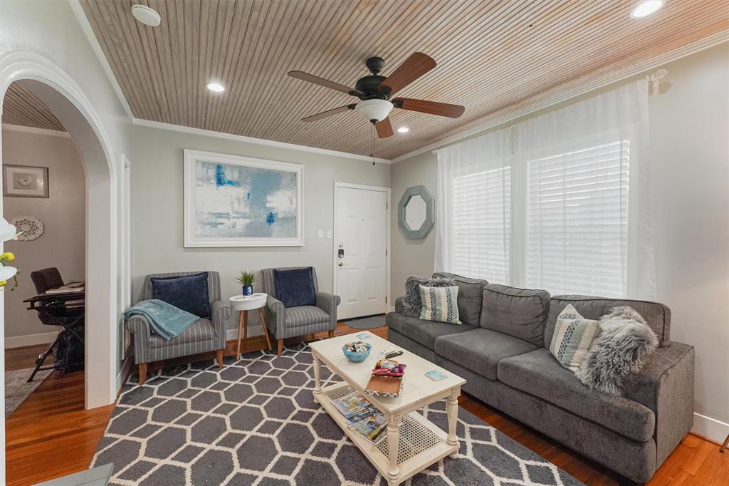 403 W Polk Street, Houston, Texas, 77019, United States, ,Residential,For Sale,403 W Polk Street,1554768