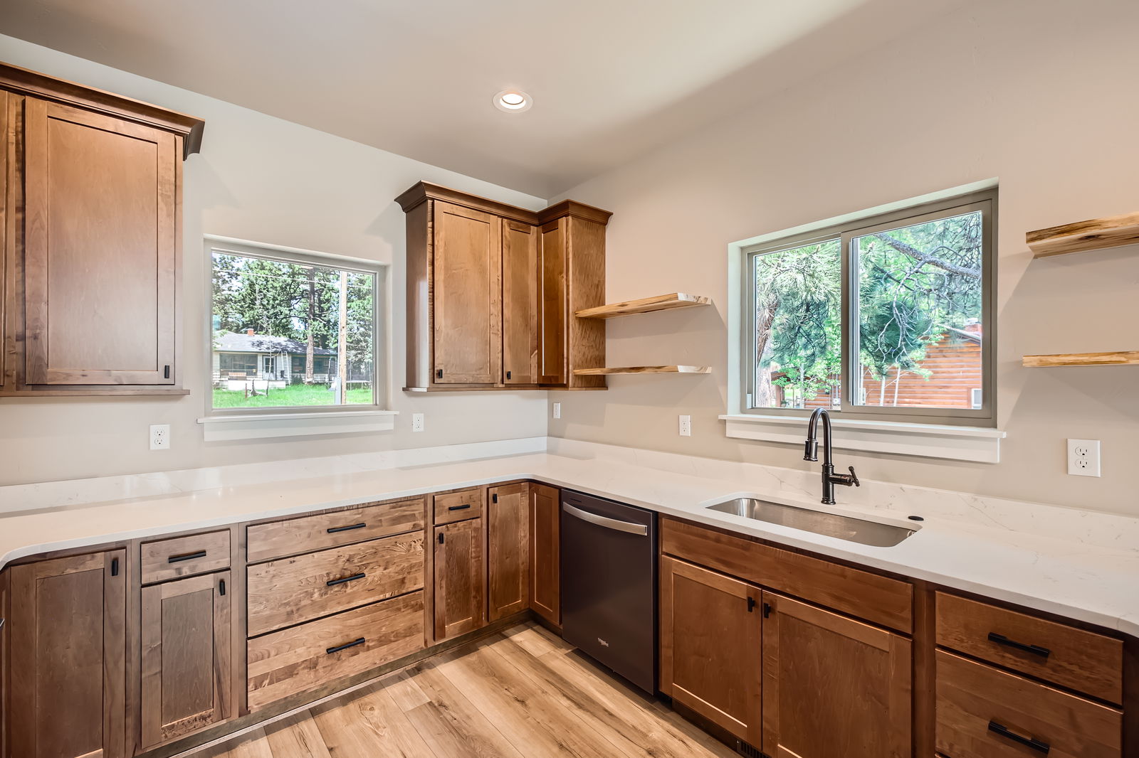 Woodland Park, Colorado, 80863, United States, 2 Bedrooms Bedrooms, ,1 BathroomBathrooms,Residential,For Sale,1857944