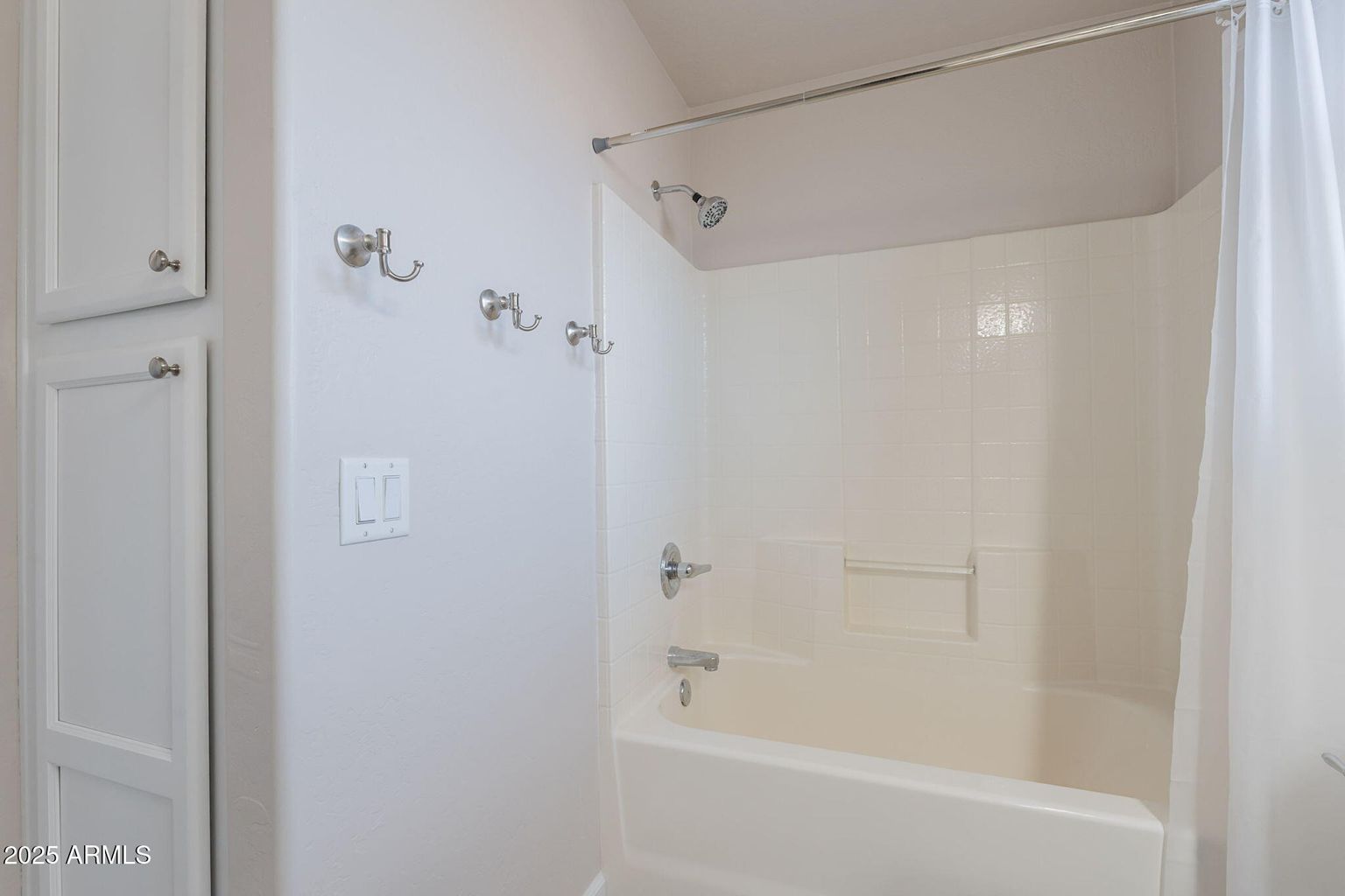 Queen Creek, Arizona, 85143, United States, 3 Bedrooms Bedrooms, ,2 BathroomsBathrooms,Residential,For Sale,1974744