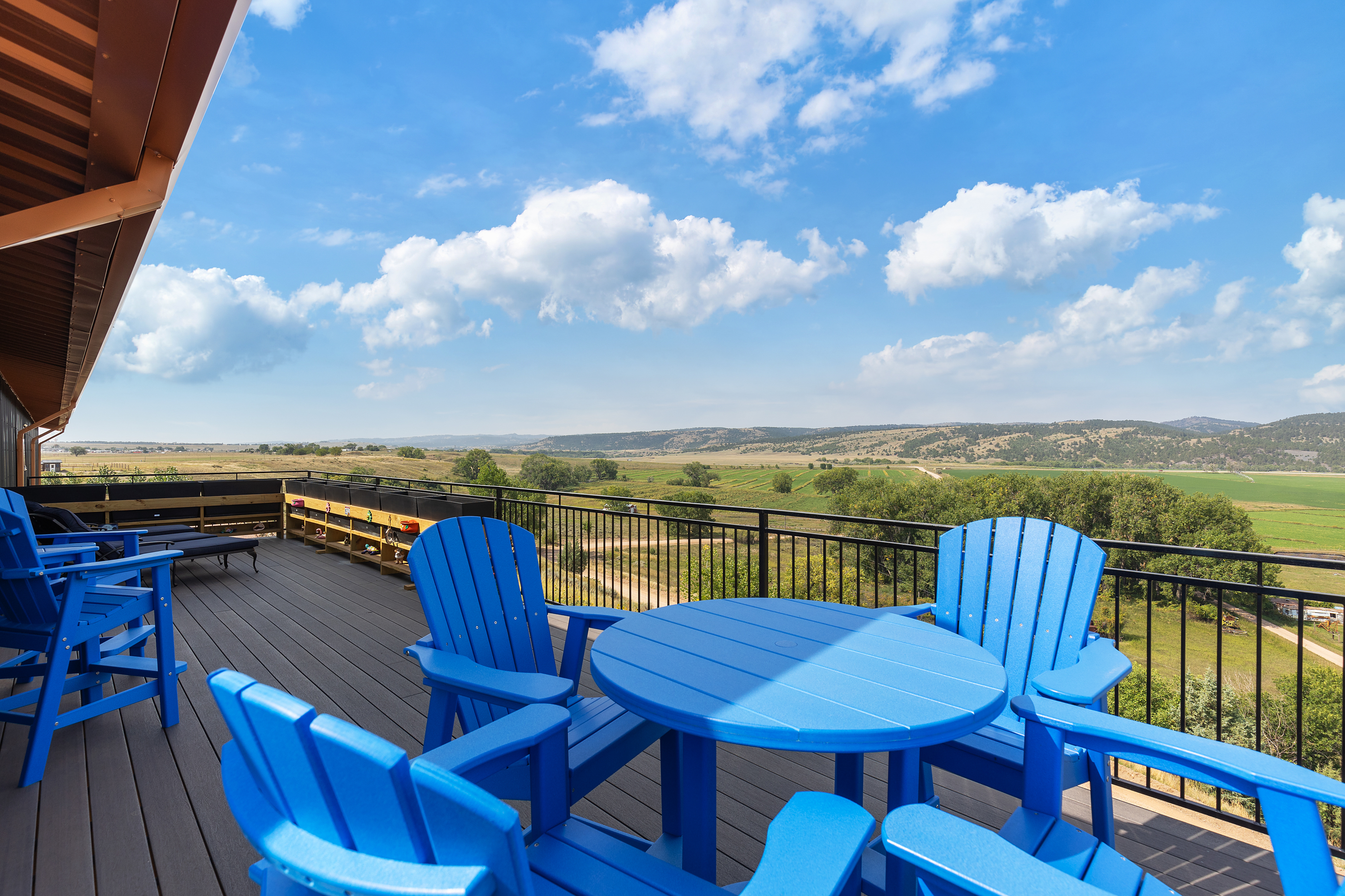 Hot Springs, South Dakota, 57747, United States, 6 Bedrooms Bedrooms, ,6 BathroomsBathrooms,Residential,For Sale,1978039