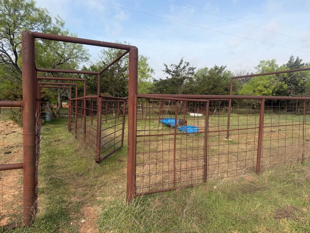 Alvord, Texas, 76225, United States, 2 Bedrooms Bedrooms, ,2 BathroomsBathrooms,Residential,For Sale,2033233