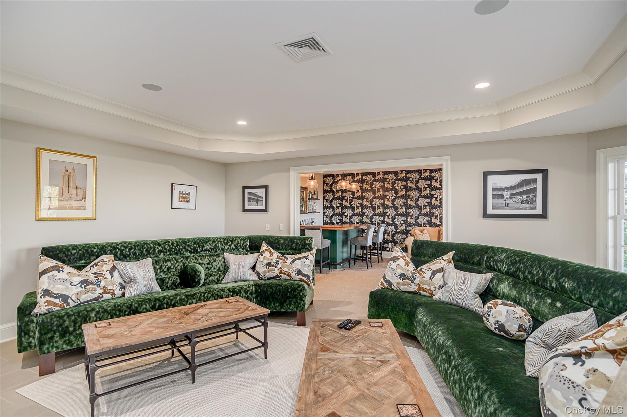 Call Listing Agent, Connecticut, 06812, United States, 5 Bedrooms Bedrooms, ,6 BathroomsBathrooms,Residential,For Sale,1991031