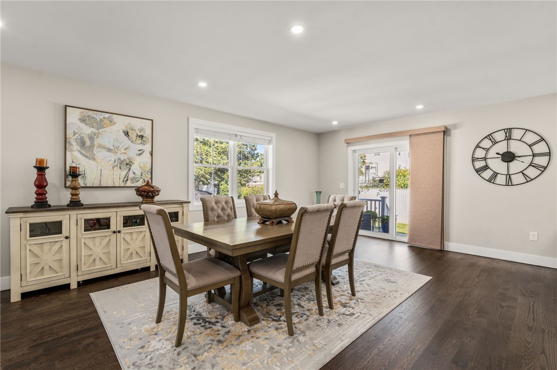 East Providence, Rhode Island, 02914, United States, 4 Bedrooms Bedrooms, ,3 BathroomsBathrooms,Residential,For Sale,1941827