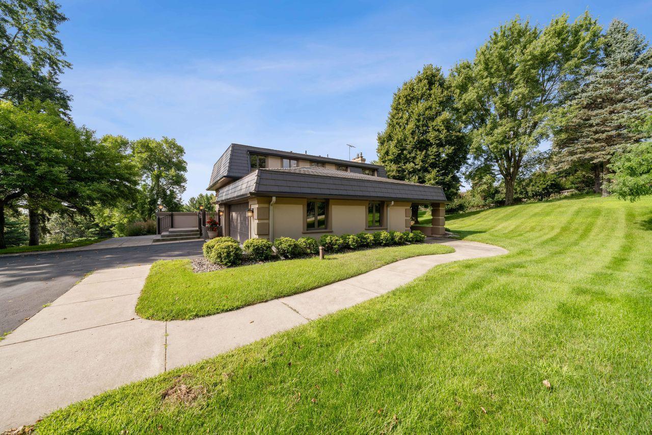Stillwater, Minnesota, 55082, United States, 4 Bedrooms Bedrooms, ,3 BathroomsBathrooms,Residential,For Sale,1934431