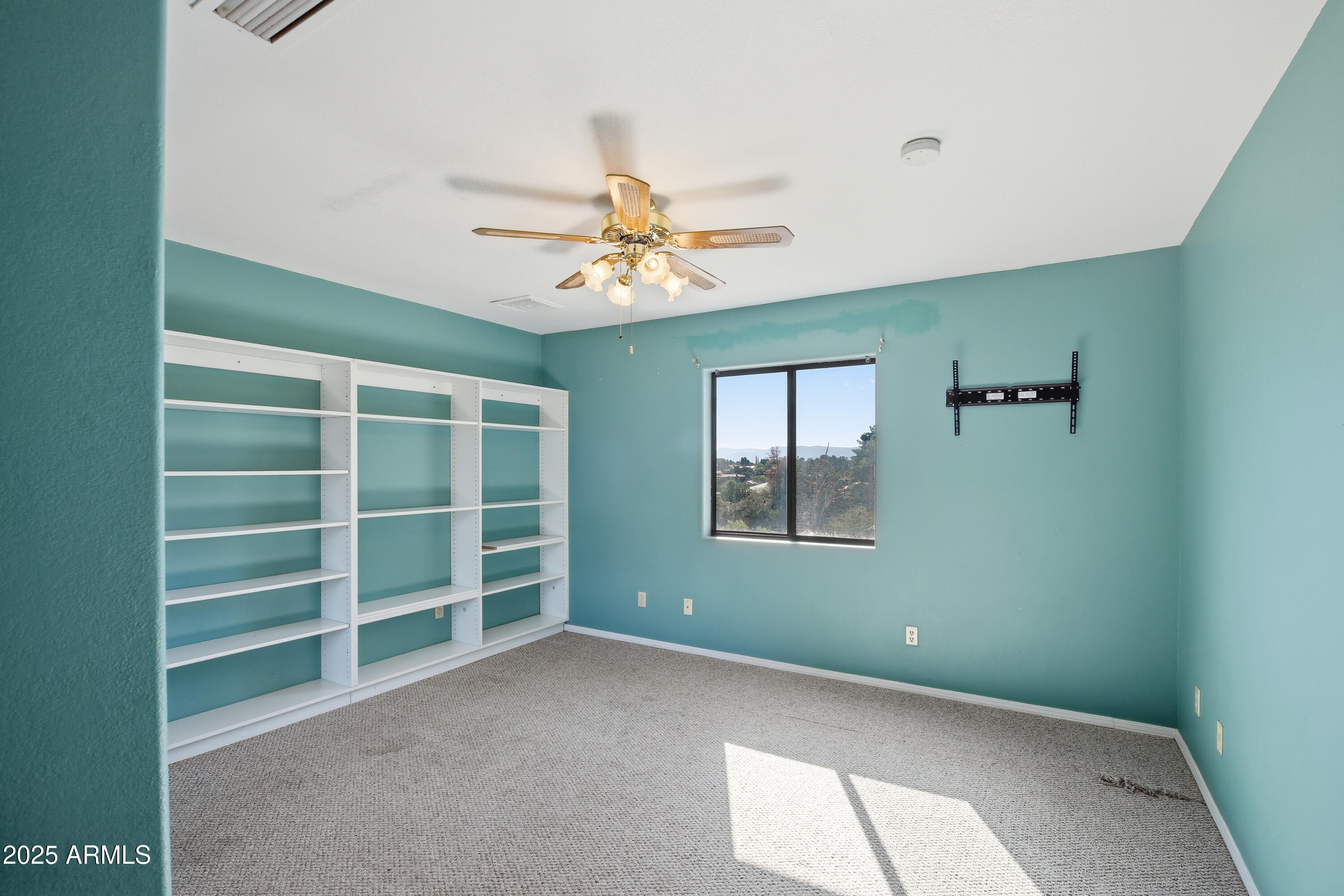 Cottonwood, Arizona, 86326, United States, 3 Bedrooms Bedrooms, ,2 BathroomsBathrooms,Residential,For Sale,1991940