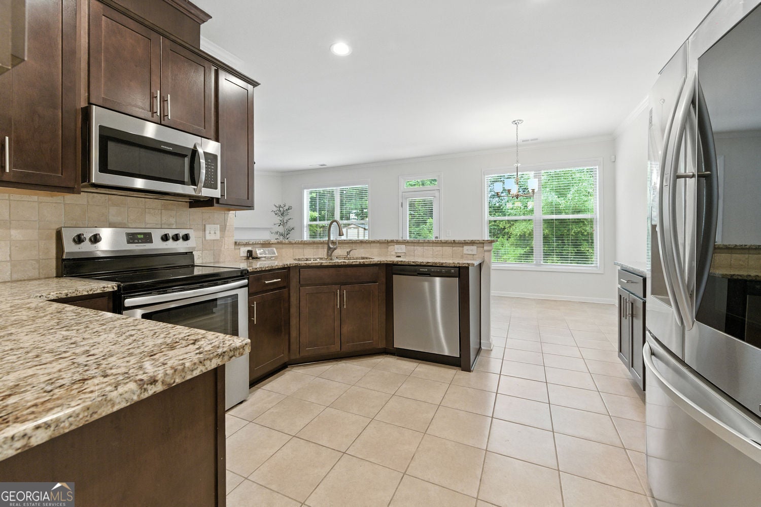 Suwanee, Georgia, 30024, United States, 5 Bedrooms Bedrooms, ,3 BathroomsBathrooms,Residential,For Sale,1867941