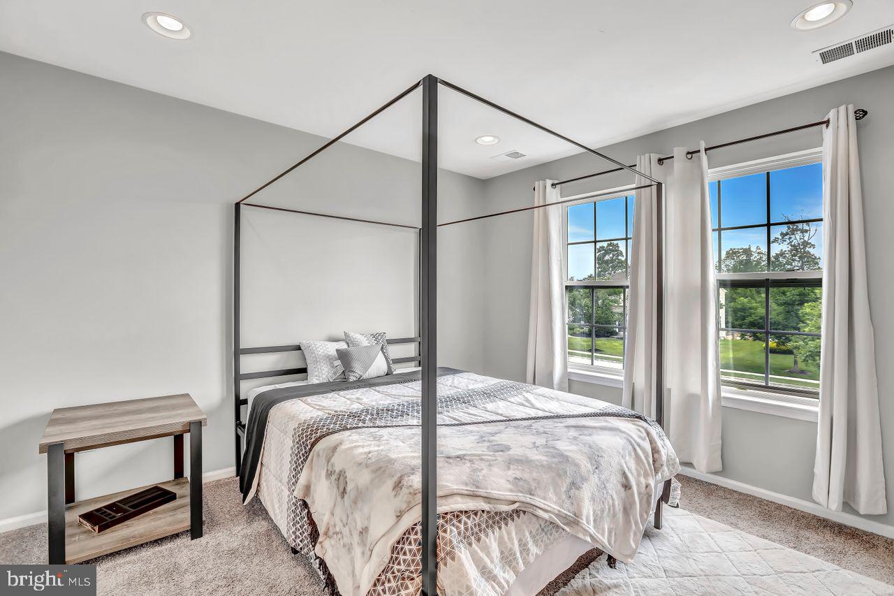 Berlin, New Jersey, 08009, United States, 4 Bedrooms Bedrooms, ,4 BathroomsBathrooms,Residential,For Sale,1839862