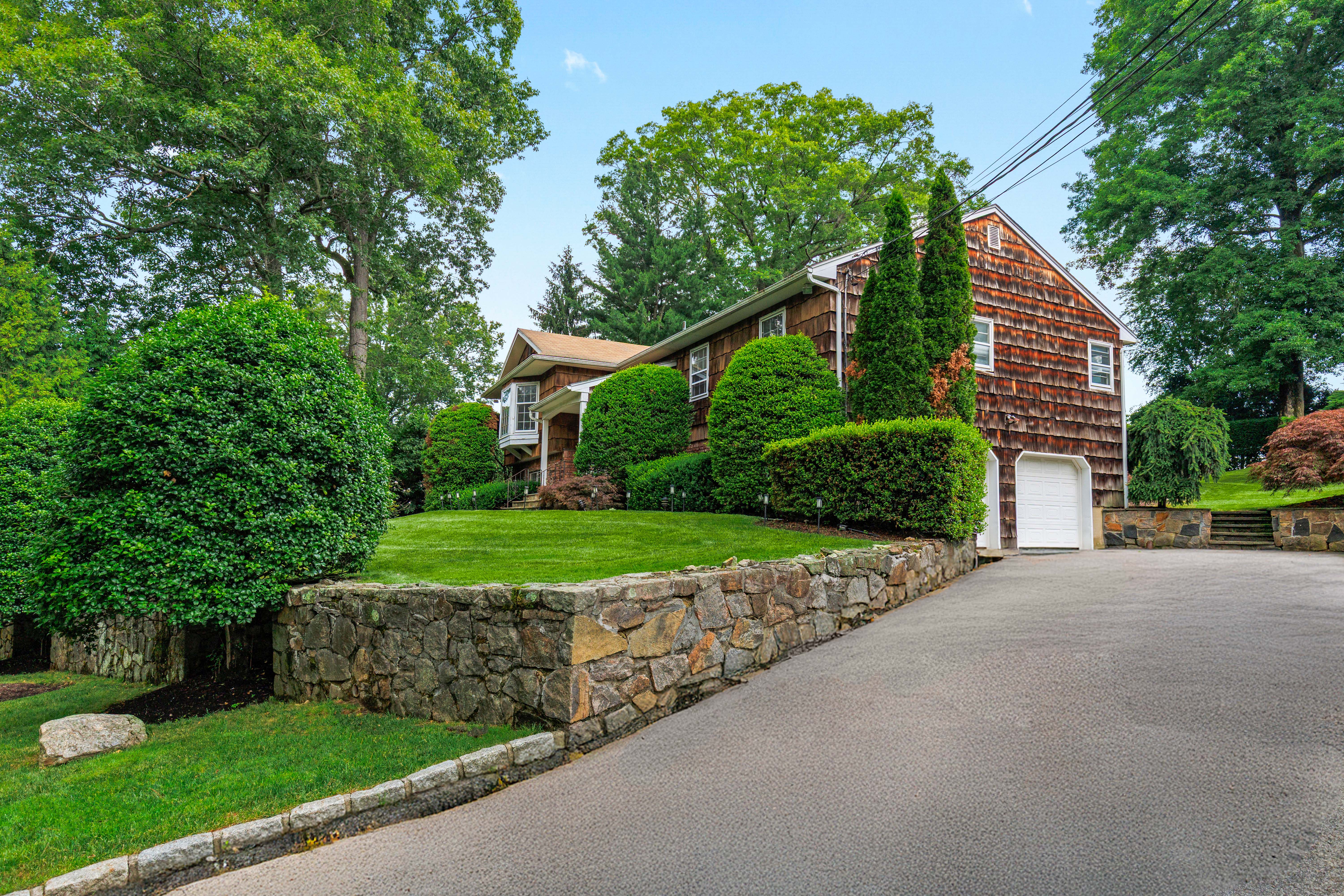  35 Pinehurst Drive - 物件實景