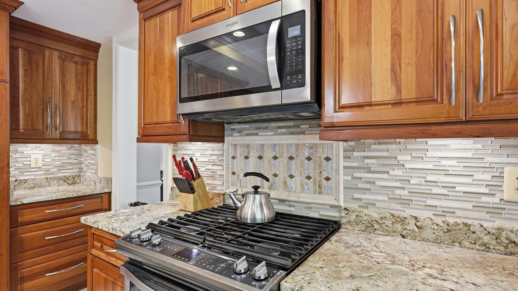  13176 Oak Farm Drive, Woodbridge, VA, 22192 - 物件實景