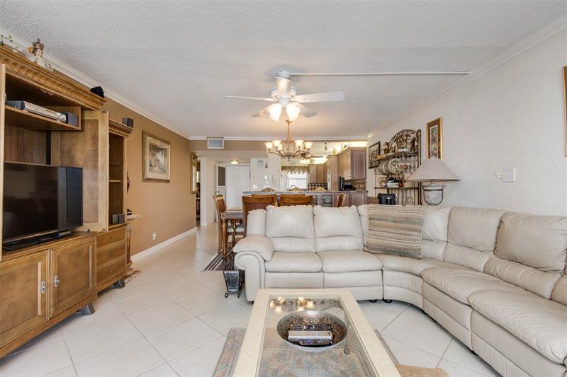 Pompano Beach, Florida, 33062, United States, 2 Bedrooms Bedrooms, ,2 BathroomsBathrooms,Residential,For Sale,1991979
