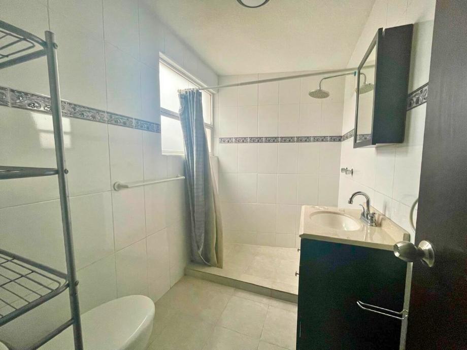 Naucalpan de Juárez, Estado de méxico, 53115, Mexico, 6 Bedrooms Bedrooms, ,5 BathroomsBathrooms,Residential,For Sale,1939413